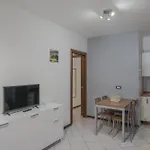 Apt24 - Trilocale A Pochi Passi Dal Lago Con Posto Auto